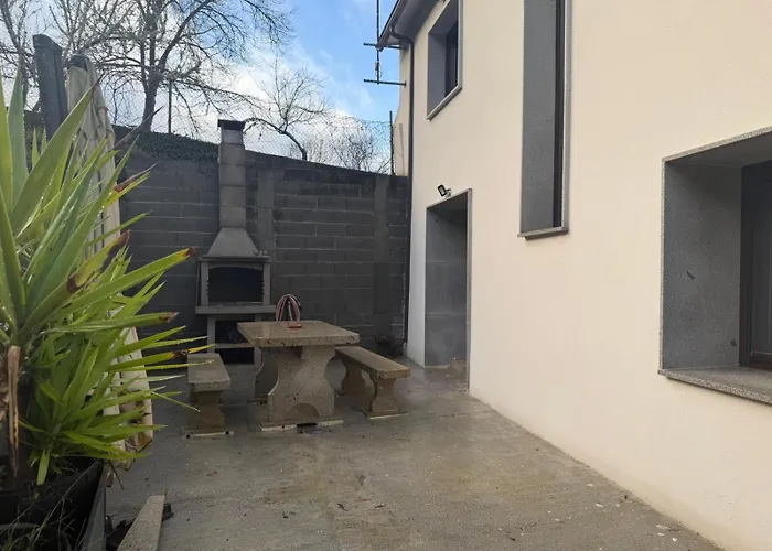 De La Paz Ribeira Sacra מונפורט דה למוס